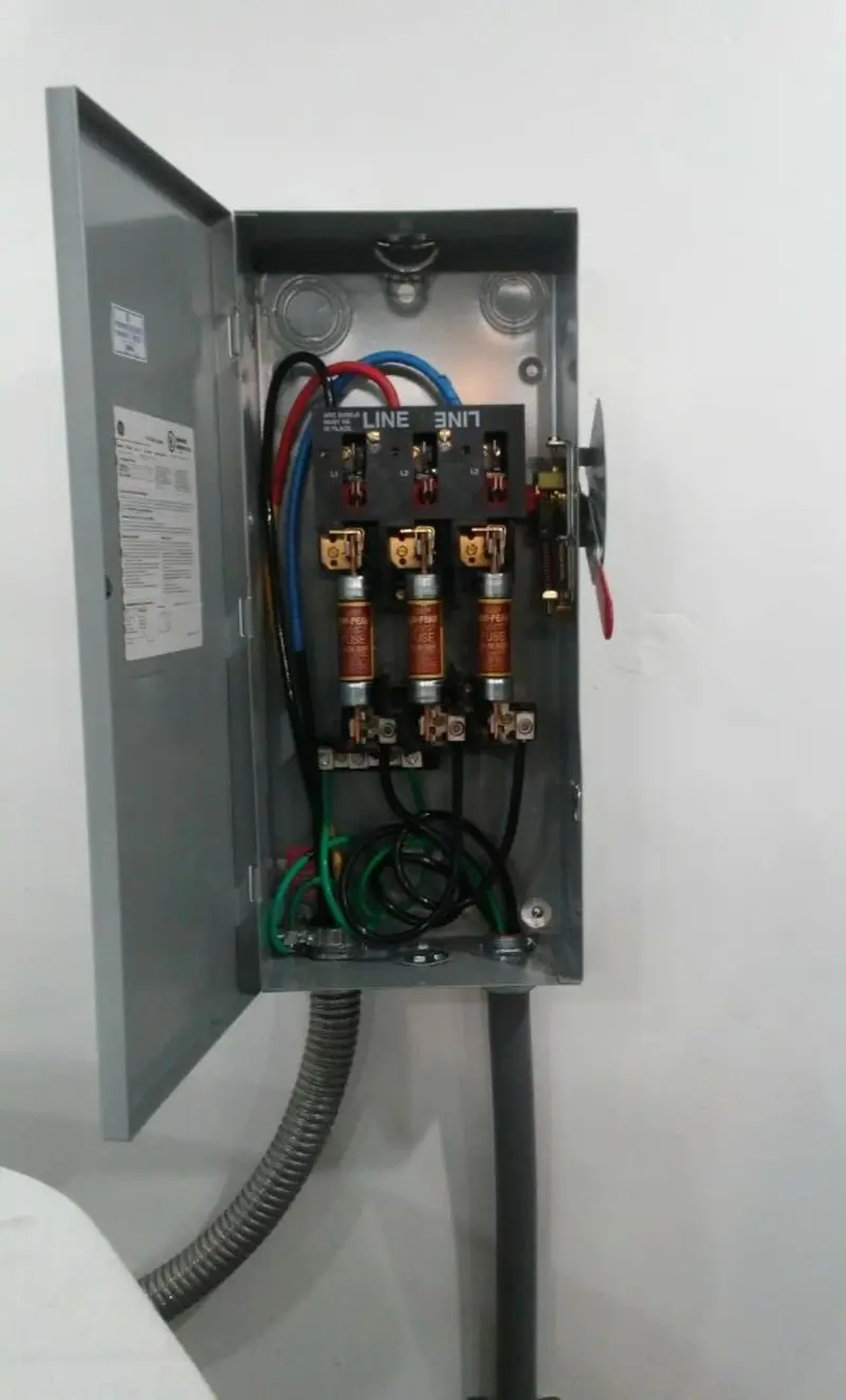 Three-phase disconnect switch installed for Electrical Wiring & Rewiring in Sanger